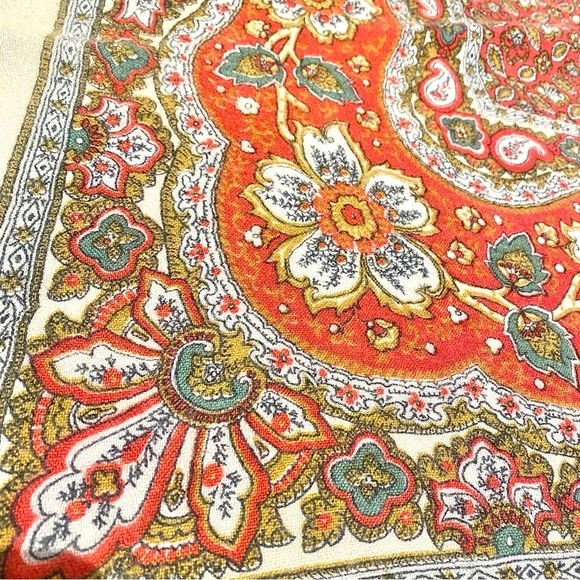 Wool blend vintage floral scarf/wrap w farmhouse folk country vibe - Picture 11 of 15